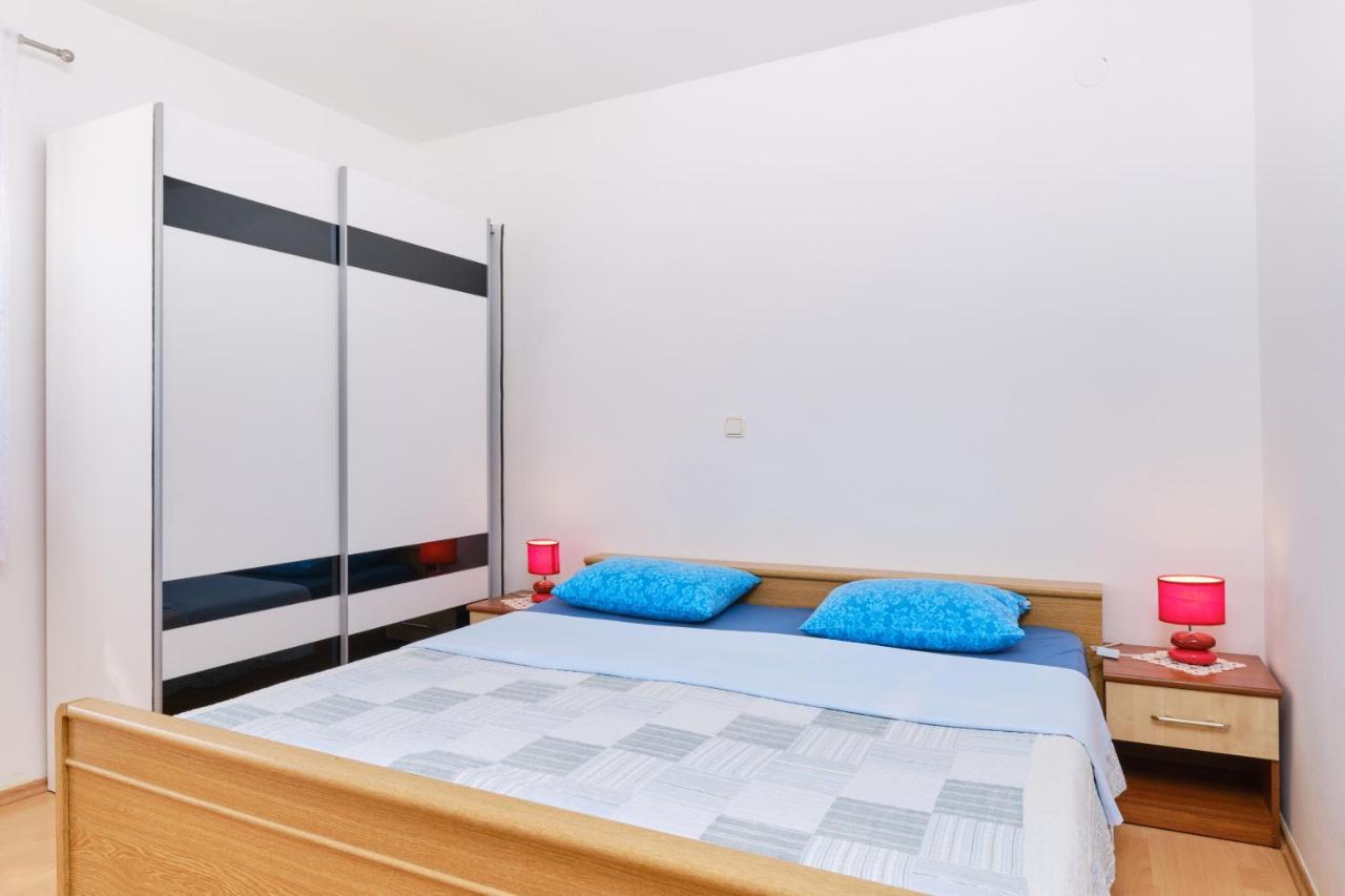 Apartments With A Parking Space Cunski, Losinj - 7867 Exterior foto